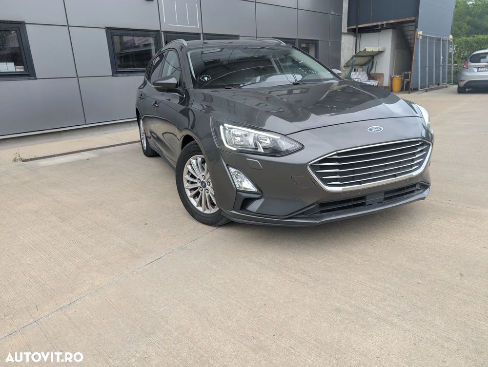Ford Focus 1.5 EcoBlue Connected - 17