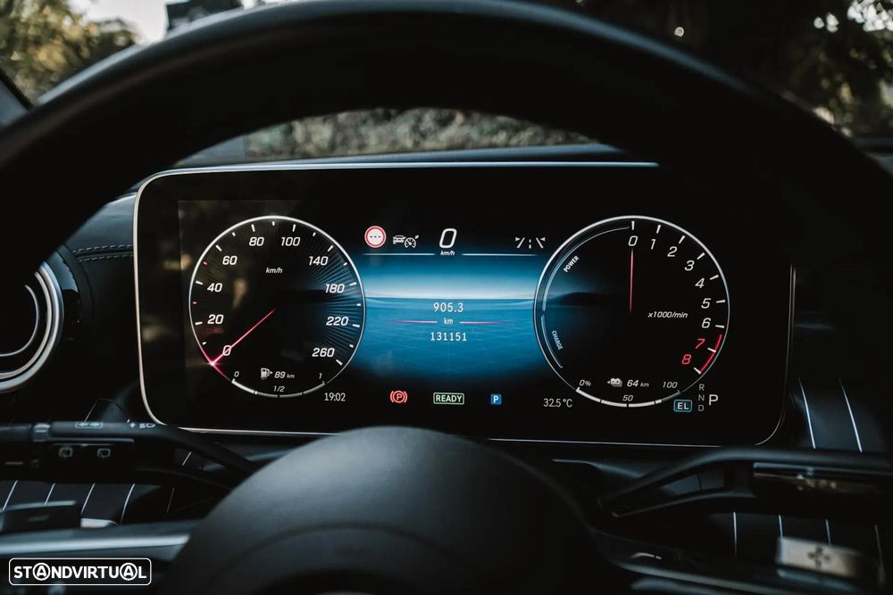 Mercedes-Benz C 300 e AMG Line - 18