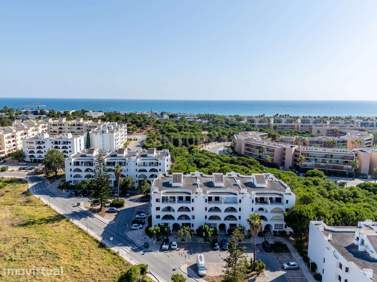 Apartamento T2 nos Salgados | 700 m da Praia | 2 WC | Varanda | Arreca - Grande imagem: 3/24