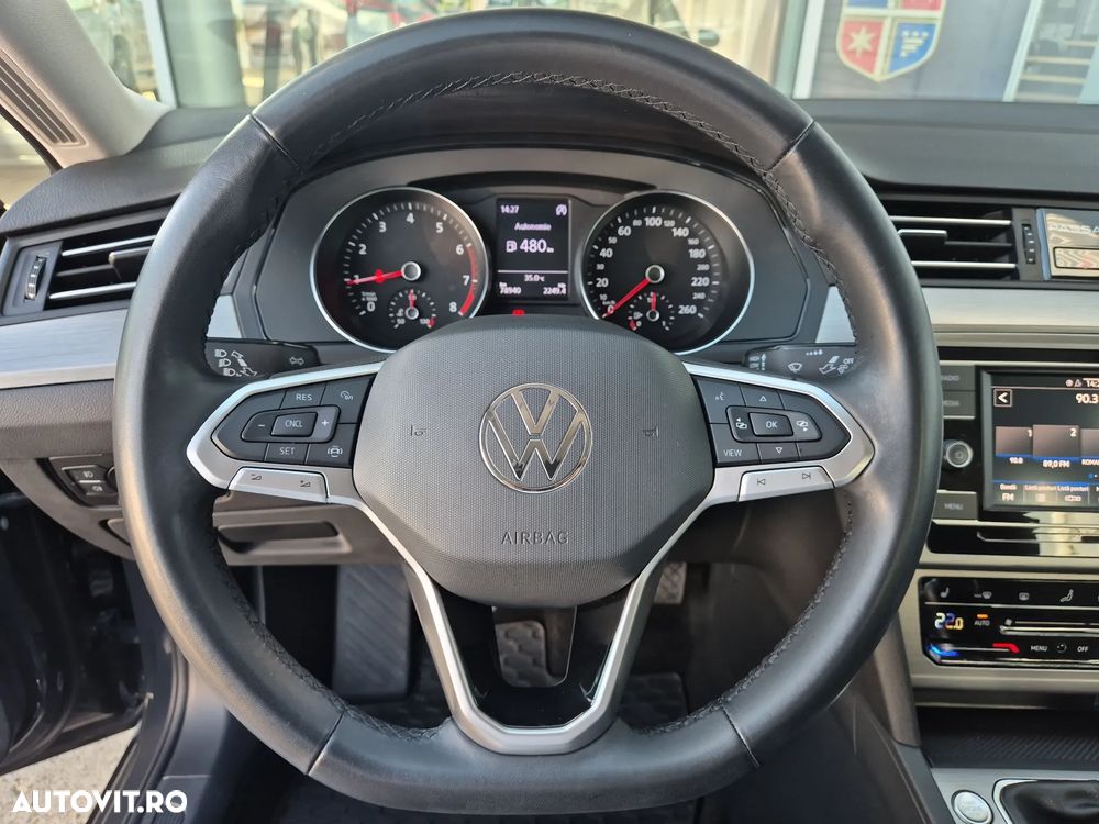 Volkswagen Passat 1.5 TSI ACT Advance - 13