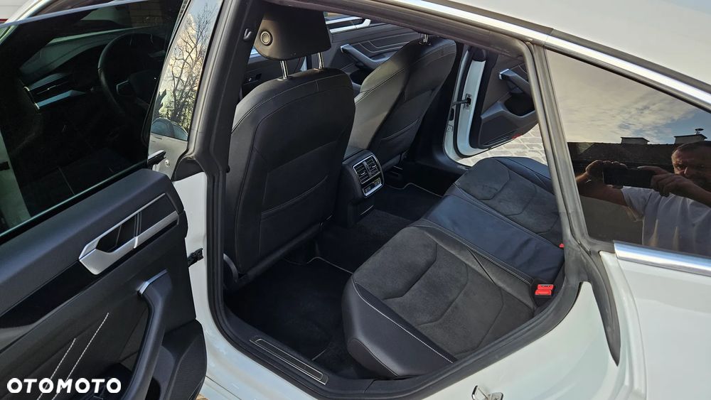 Volkswagen Arteon - 32