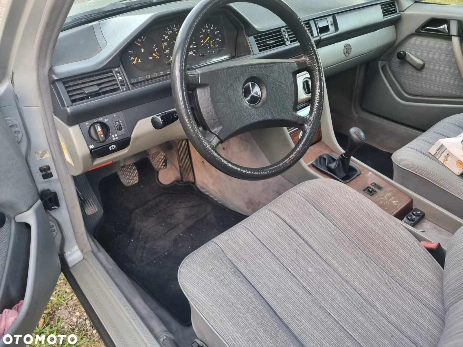 Mercedes-Benz W124 (1984-1993) - 7