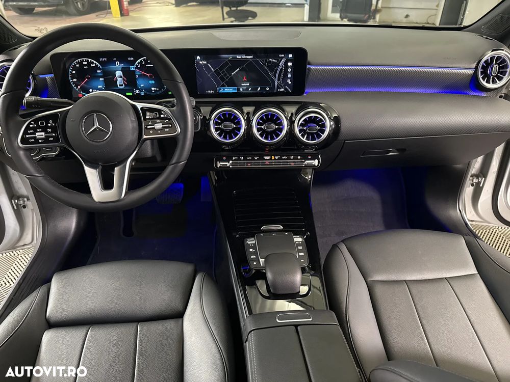 Mercedes-Benz A 250 - 10