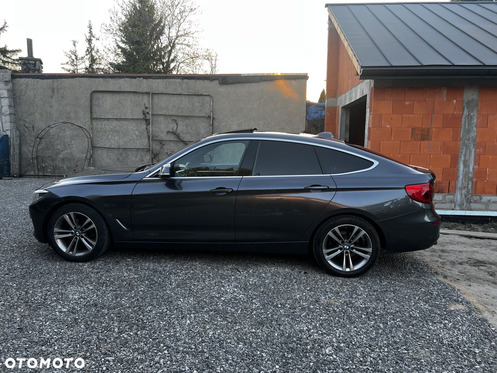 BMW 3GT 330i Sport Line - 15