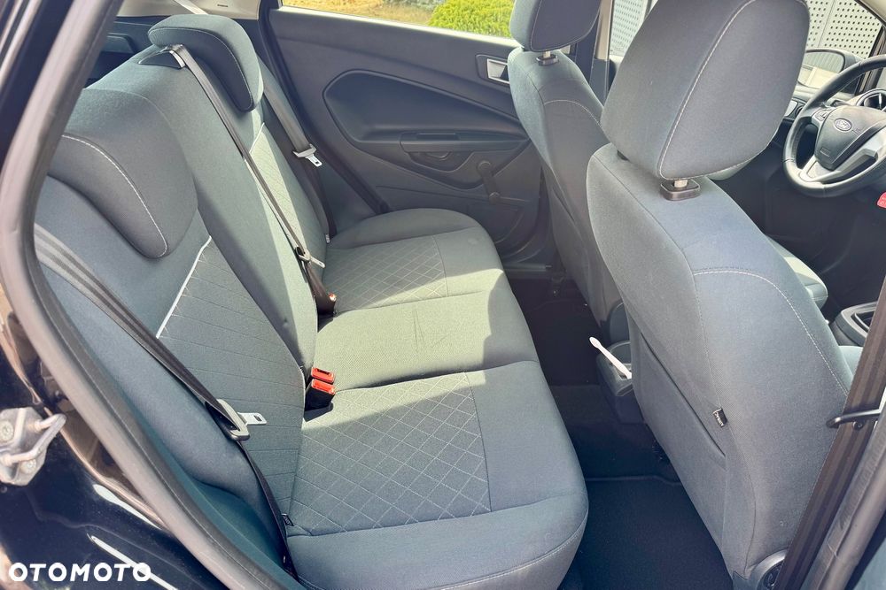 Ford Fiesta - 16