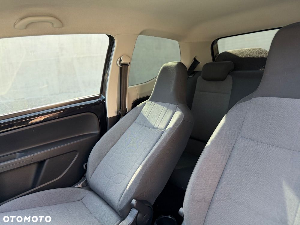 Volkswagen up! 1.0 Take - 25