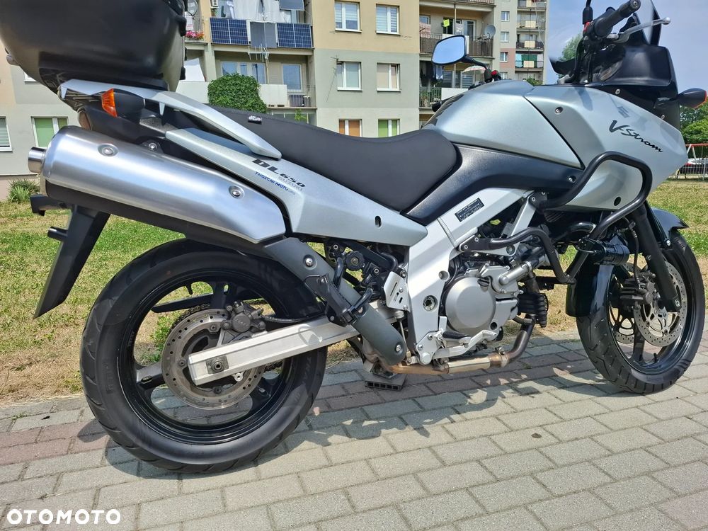 Suzuki V-STROM - 18
