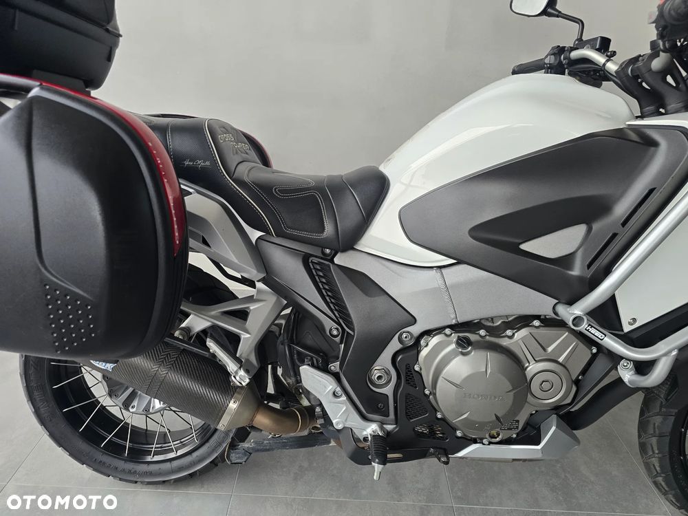 Honda VFR - 34