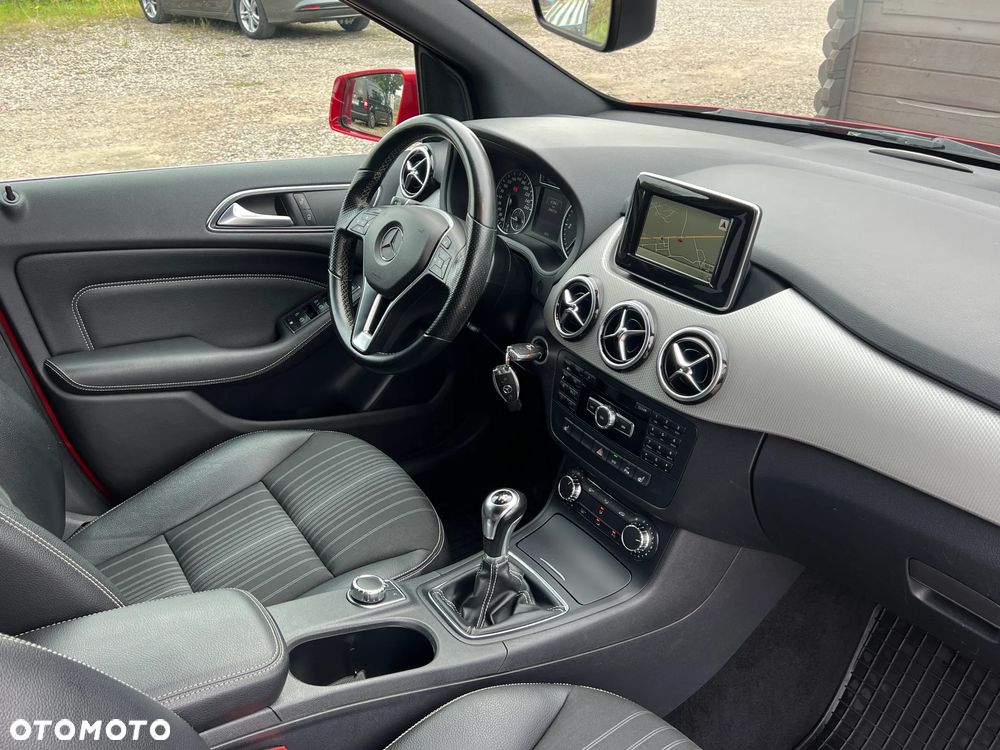 Mercedes-Benz Klasa B 200 CDI (BlueEFFICIENCY) - 19