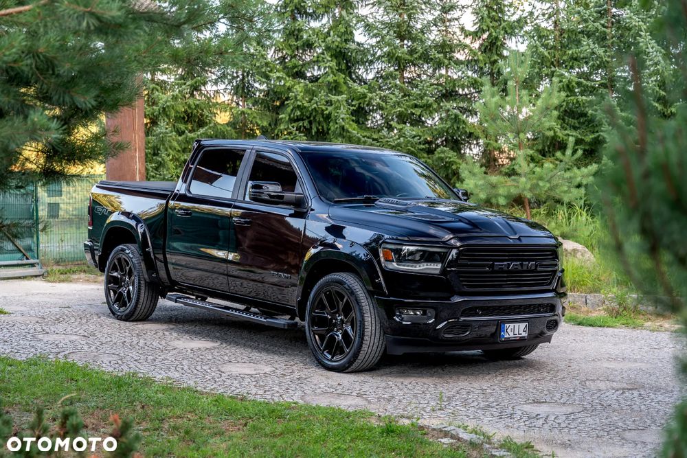 RAM 1500 5.7 Crew Cab Shortbed Limited Black - 2