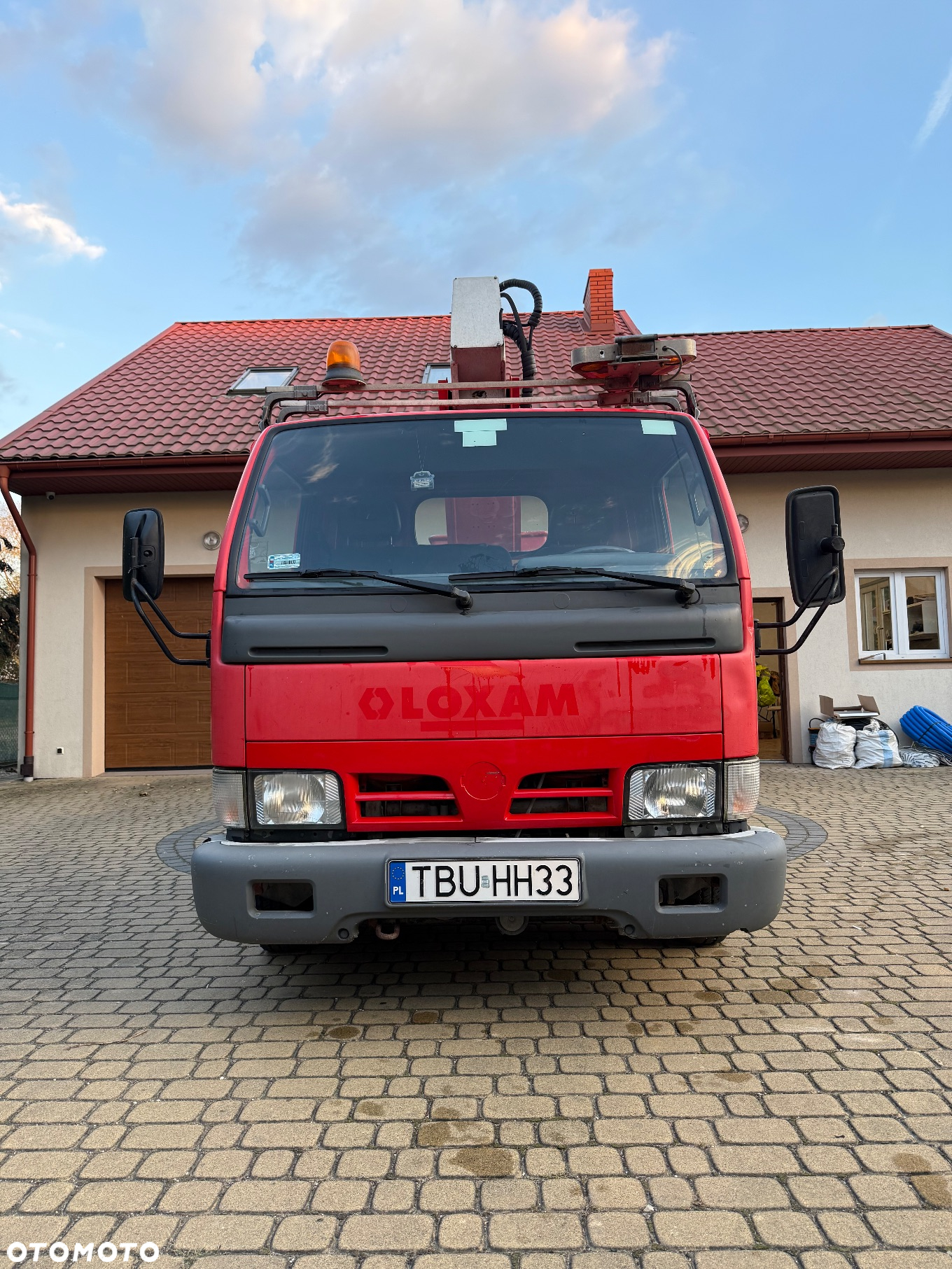 Nissan Cabstar Multitel EC20 - 13