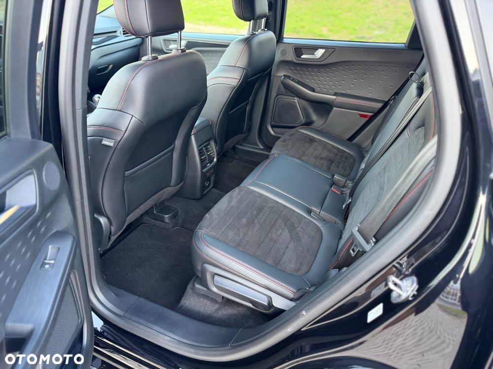 Ford Kuga 1.5 EcoBoost FWD ST-Line ASS GPF - 32