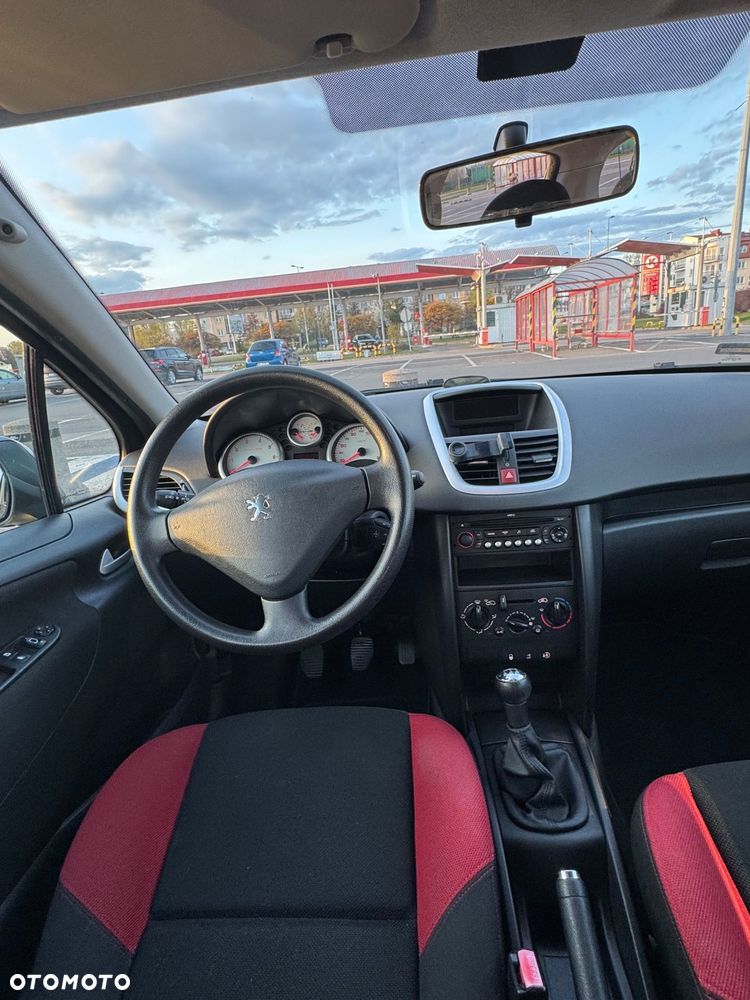 Peugeot 207 1.4 nICE - 20