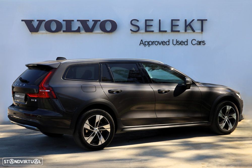 Volvo V60 Cross Country 2.0 B4 Geartronic - 2