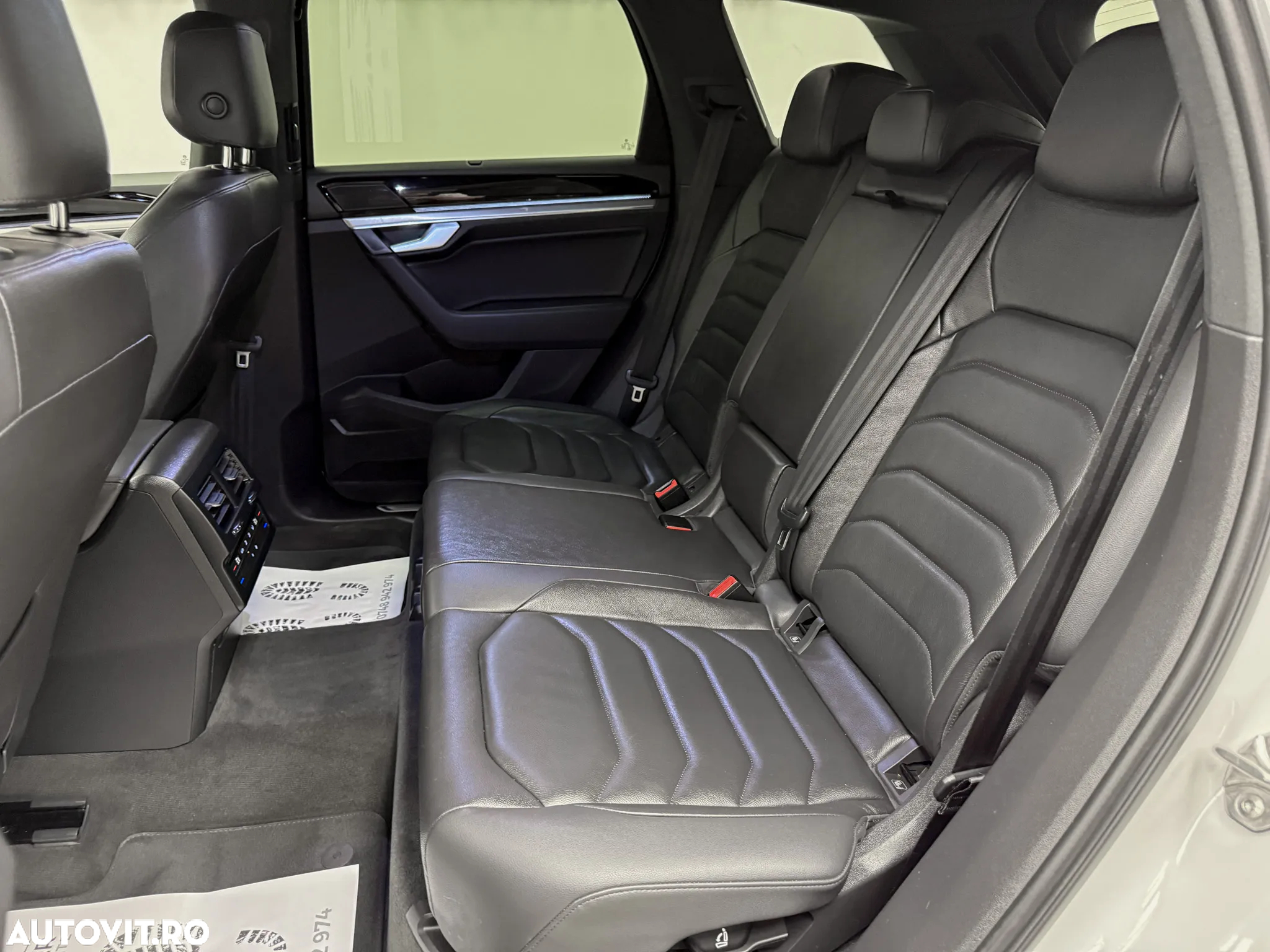 Volkswagen Touareg V6 TDI Style - 20