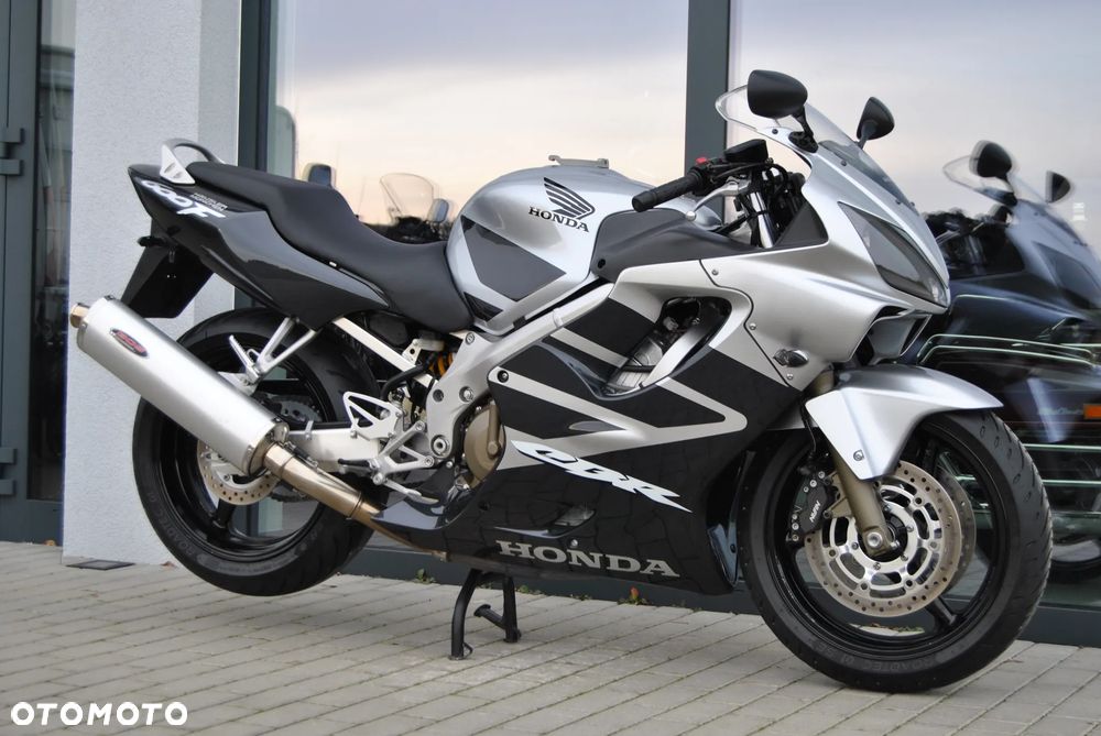 Honda CBR - 41