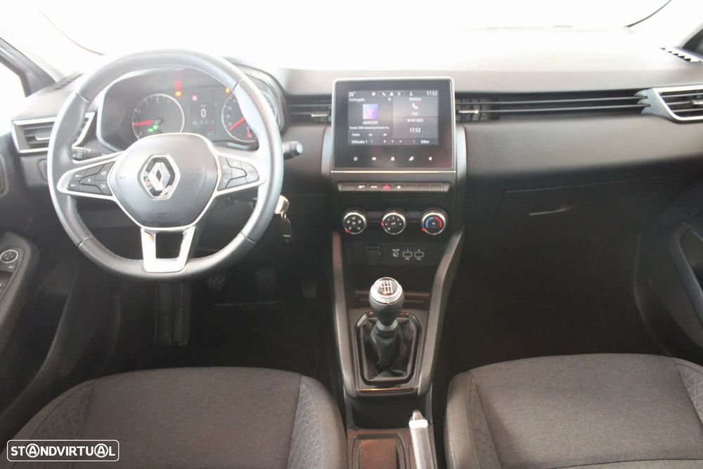 Renault Clio - 9