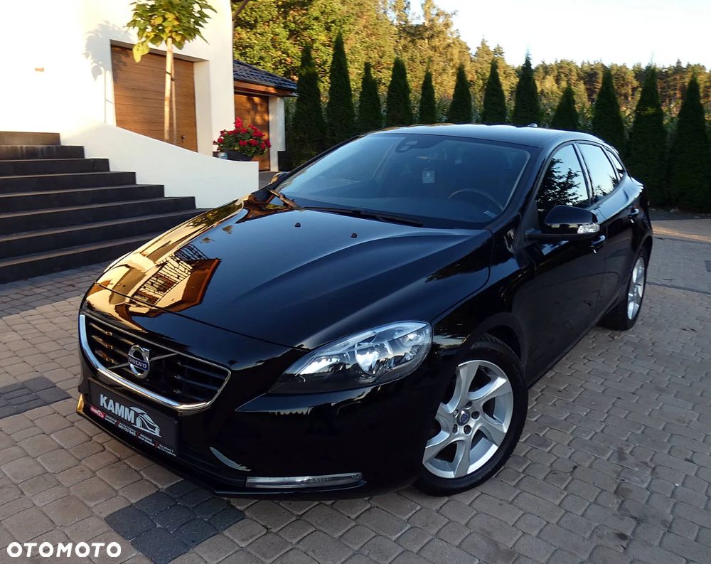 Volvo V40 D3 Drive-E Momentum - 19