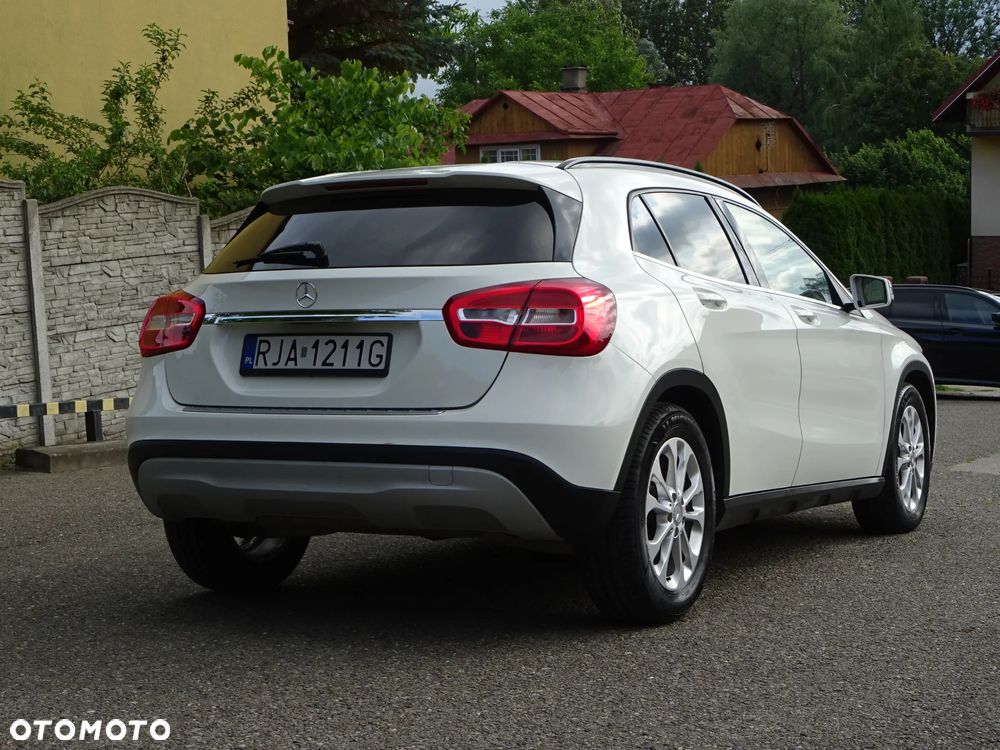 Mercedes-Benz GLA 180 (CDI) d - 14