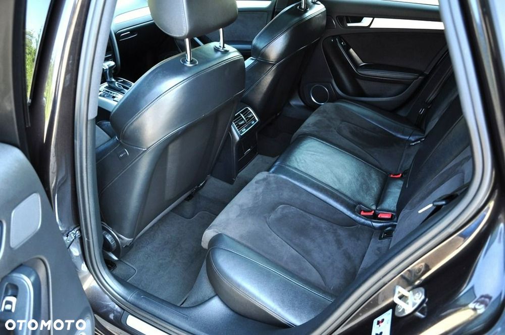 Audi A4 Allroad - 22