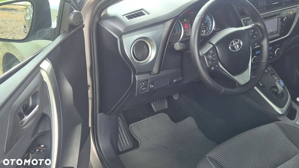 Toyota Auris - 8