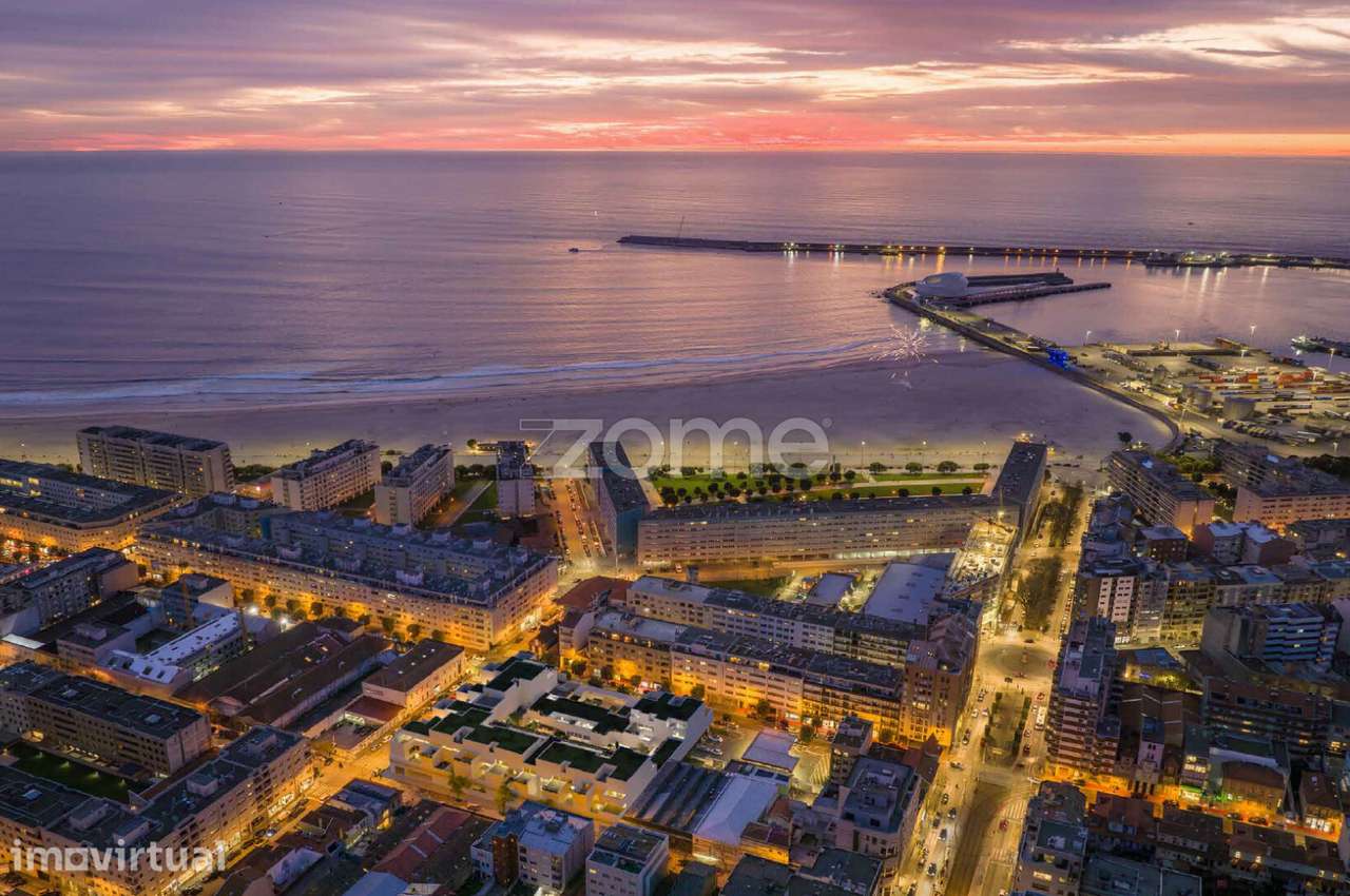 Apartamento T2 - Brito Capelo 1023 - Grande imagem: 2/15