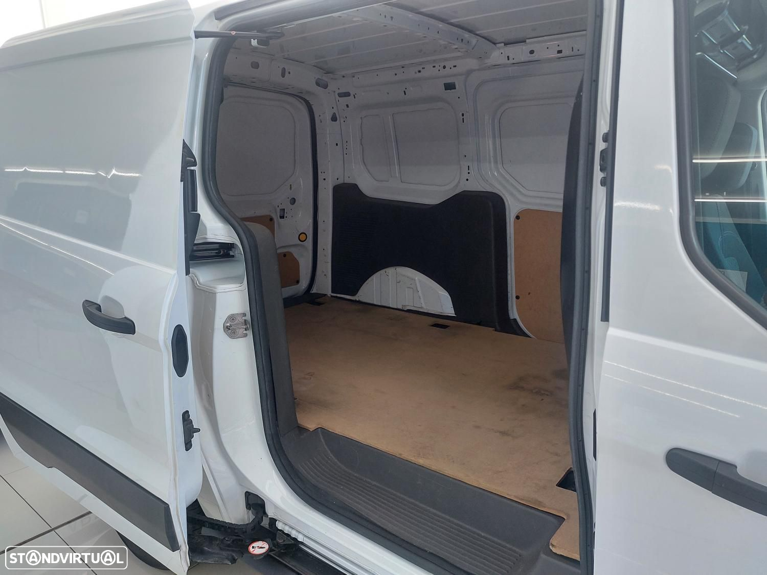 Ford Transit Connect 1.5 TDCI  200 L2 Trend  -  IVA Dedutível - 14