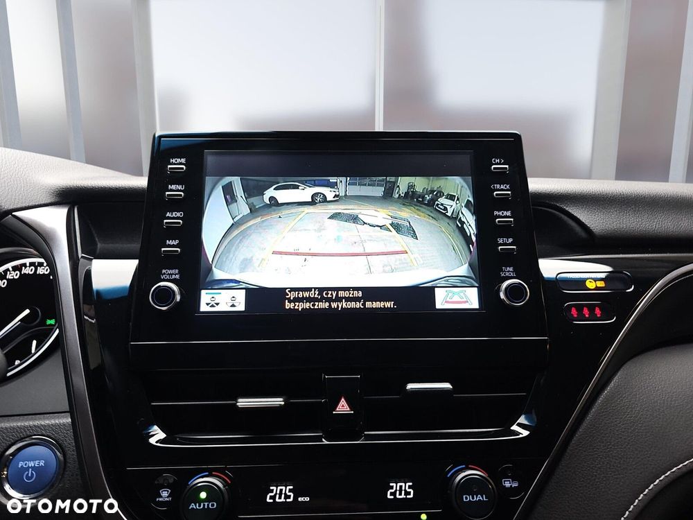 Toyota Camry 2.5 Hybrid Prestige CVT - 18