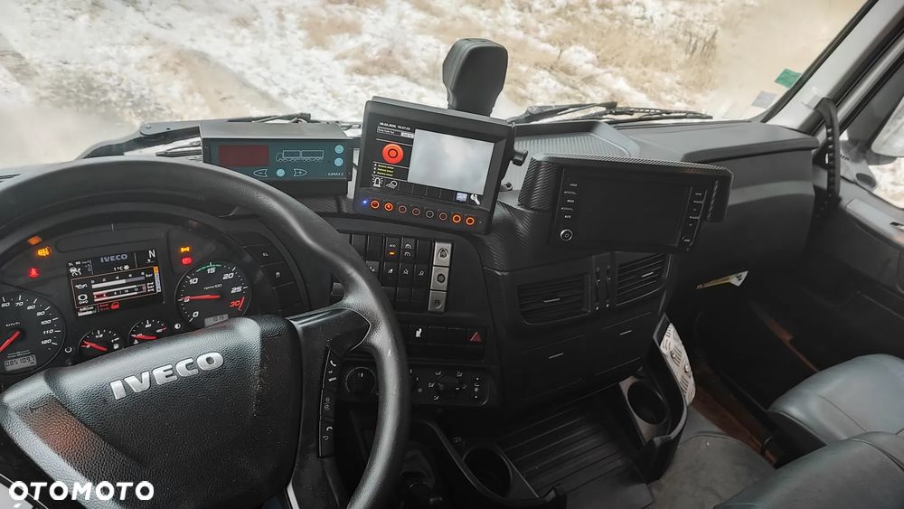 Iveco Stralis 360 euro 6 Olympus RossRoca - 7