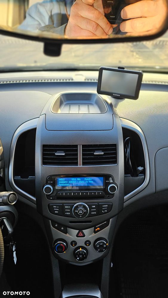 Chevrolet Aveo 1.2 LS+ - 7