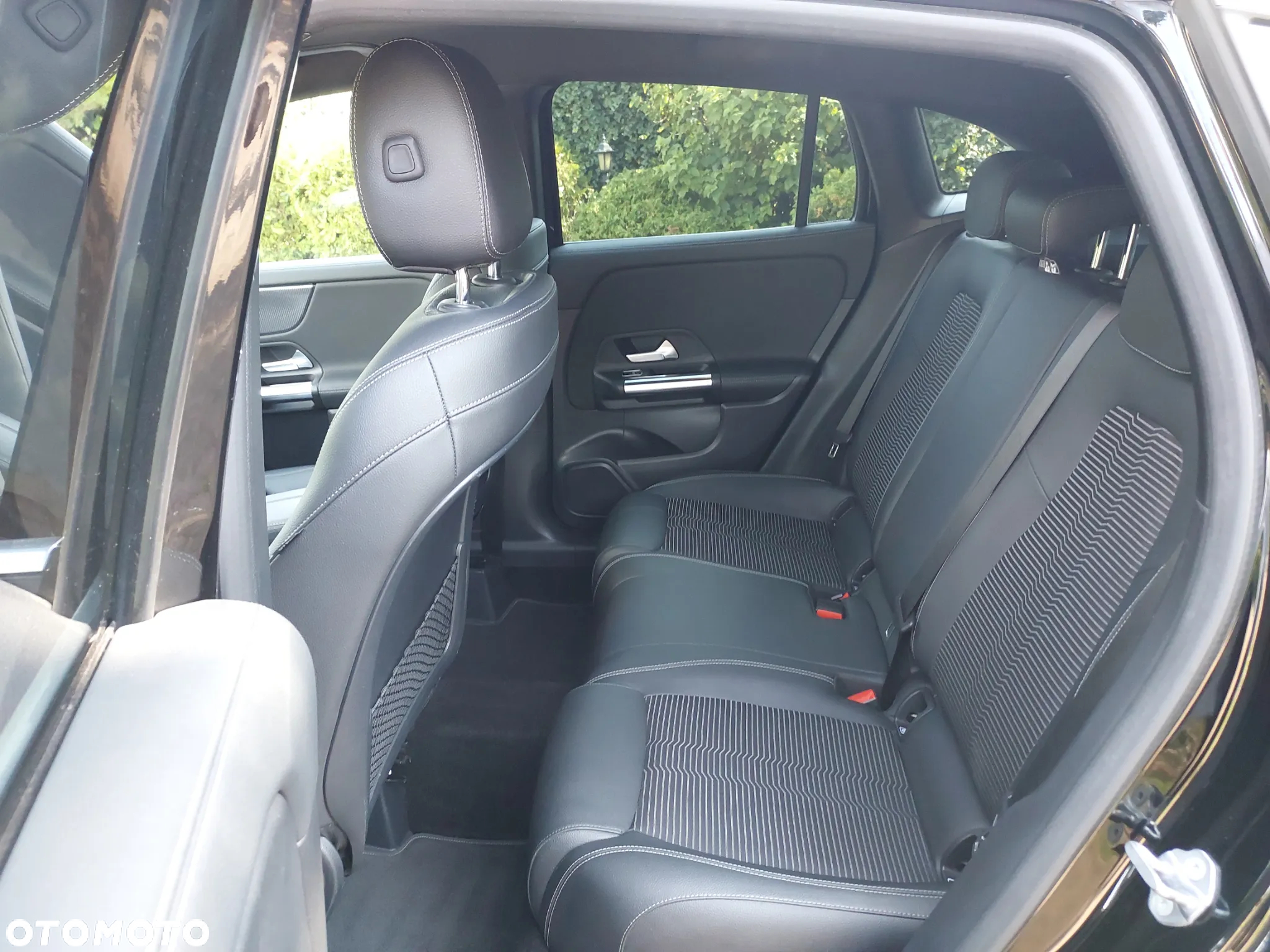 Mercedes-Benz GLA 200 d AMG Line - 19