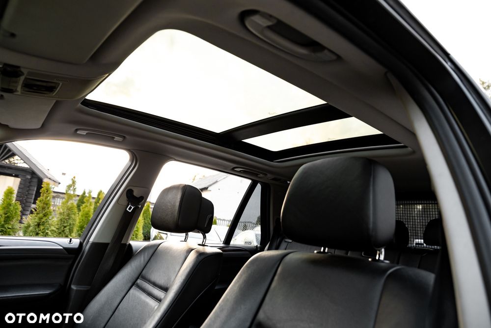 BMW X5 xDrive30d - 29