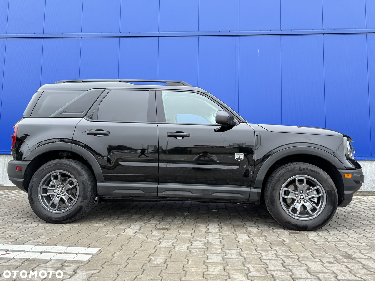 Ford Bronco - 6