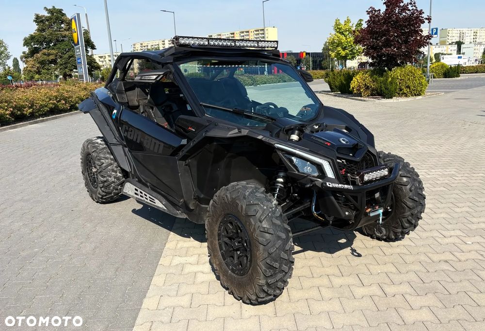 Can-Am Maverick - 2