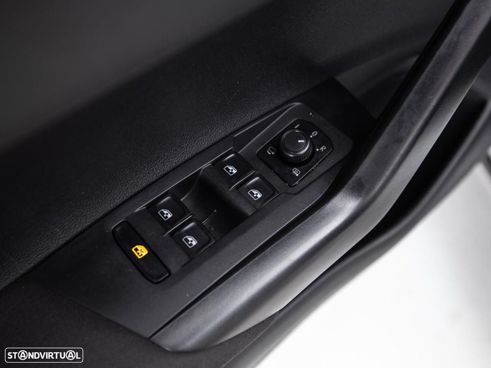 VW Taigo 1.0 TSI Life DSG - 13