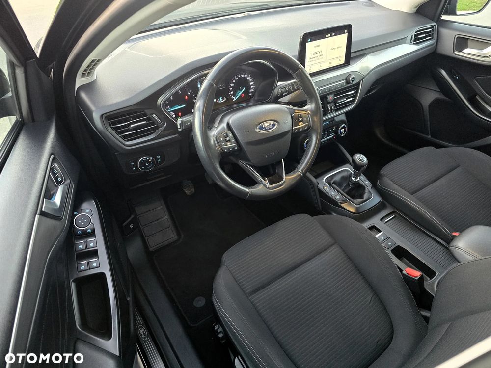 Ford Focus 1.5 EcoBlue STart-Stopp-System TITANIUM - 20