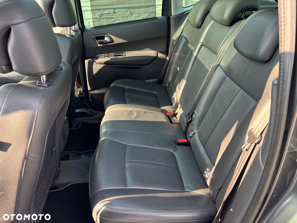 Peugeot 3008 HDi 160 Automatik Allure - 27