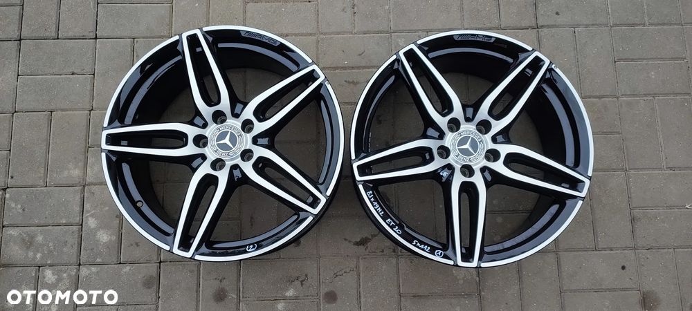 FELGI ALUMINIOWE STOPNIOWANE 5x112 8Jx19 CALI ET20 fi 66.6 AMG 2134013800 2x9Jx19 CALI ET 49 213 4012100 MERCEDES W213 KOMPLET 4 SZTUKI - 4