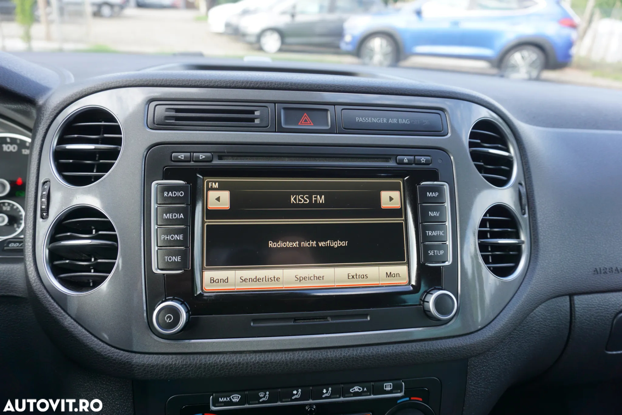 Volkswagen Tiguan 2.0 TDI DPF 4Motion BlueMotion Technology DSG Exclusive - 24