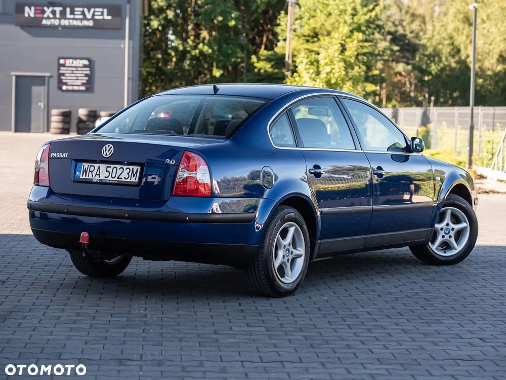 Volkswagen Passat - 14