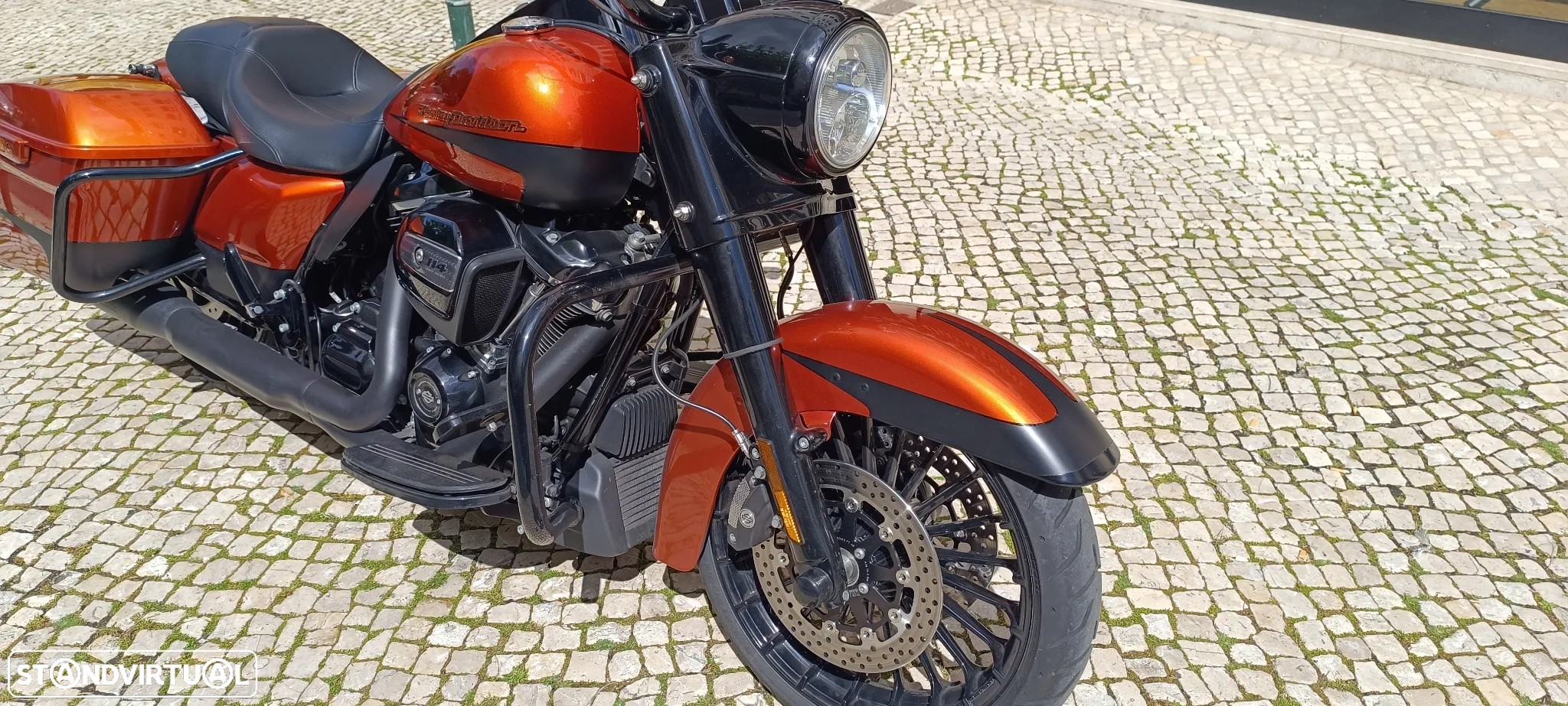 Harley-Davidson Tour ROAD KING SPECIAL - 9