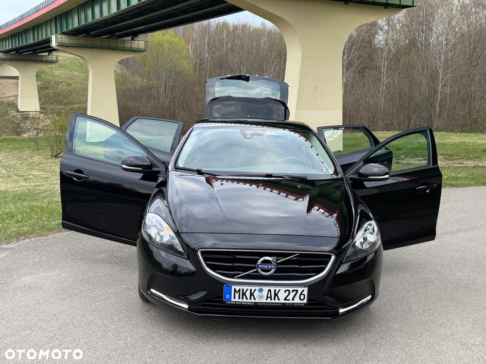 Volvo V40 D3 Summum - 14