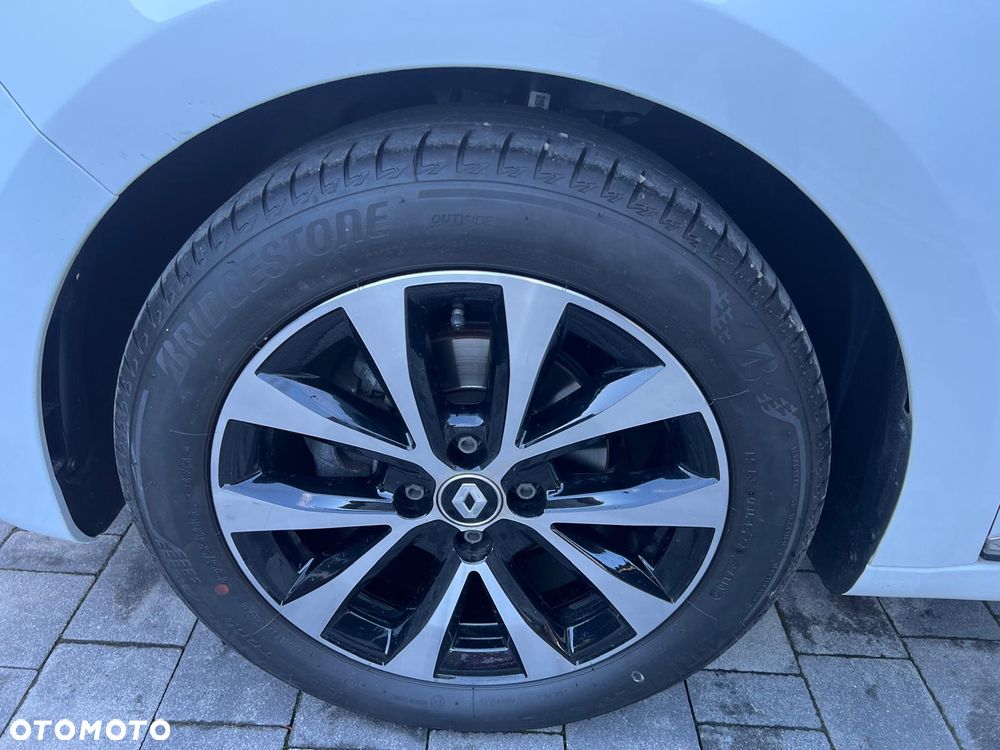 Renault Clio - 12