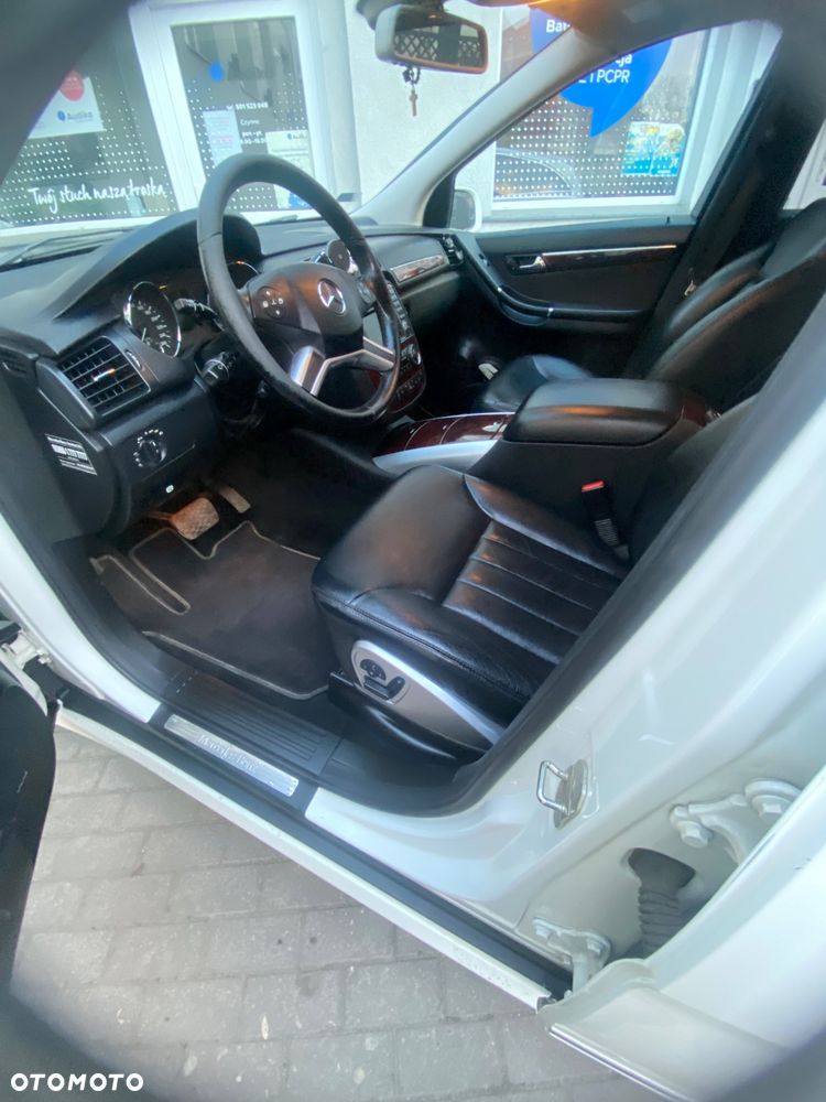 Mercedes-Benz Klasa R 2009 photo 4
