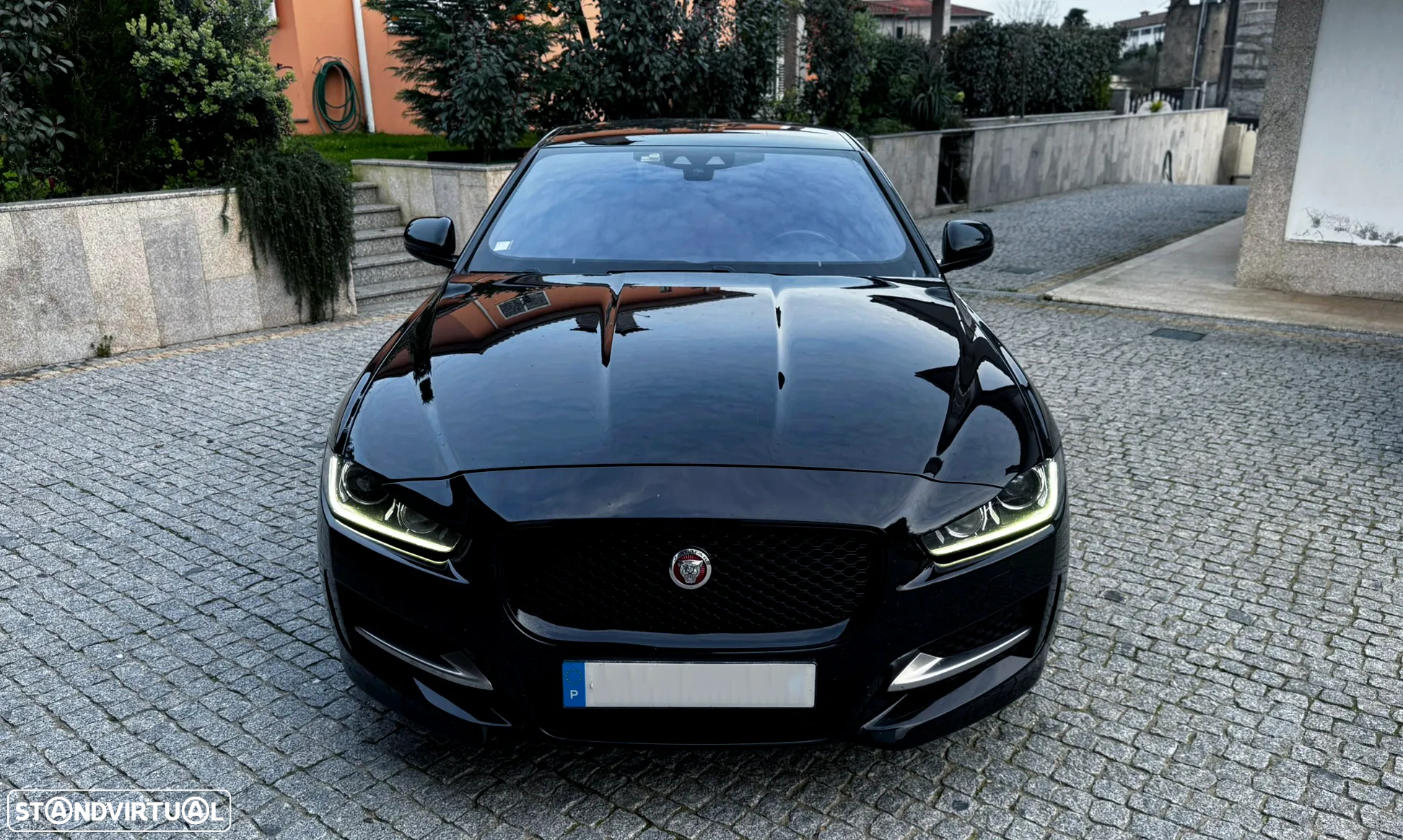 Jaguar XE 20d AWD Aut. R-Sport - 3
