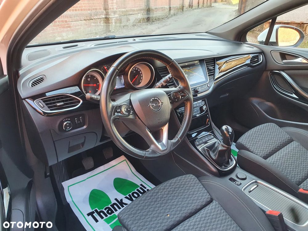 Opel Astra 1.6 CDTI Sport - 12
