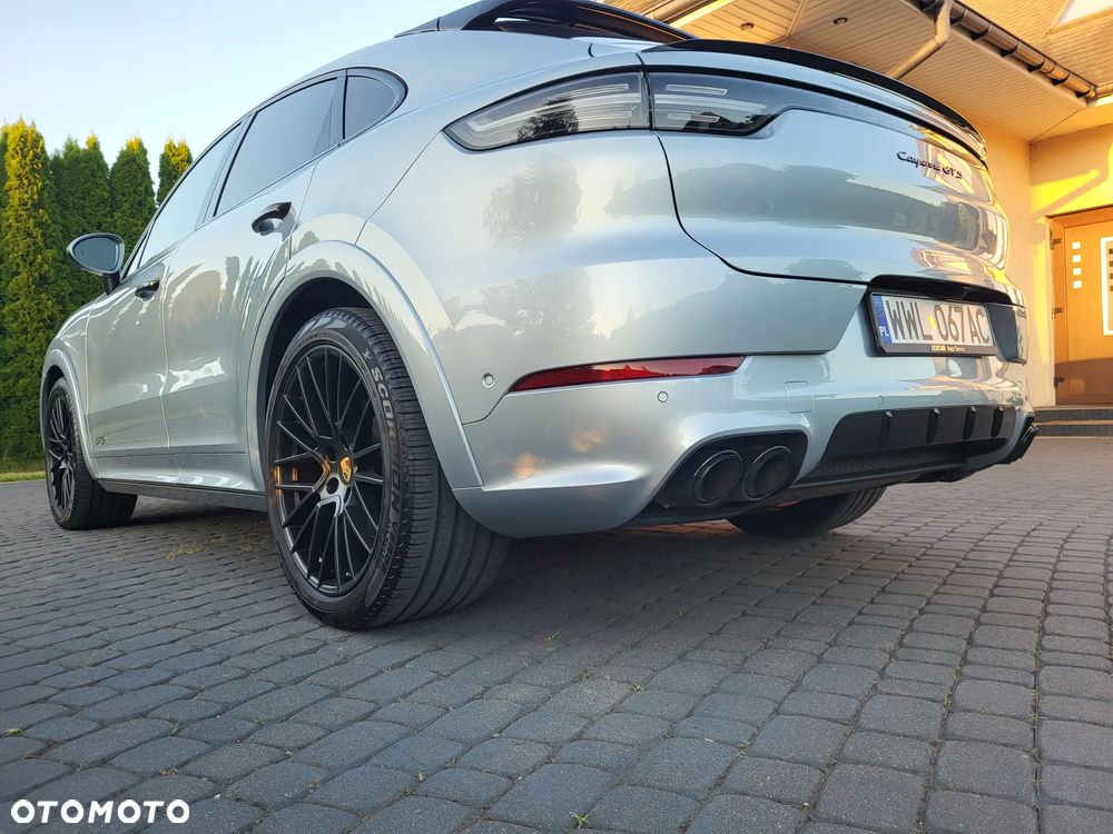 Porsche Cayenne GTS - 6