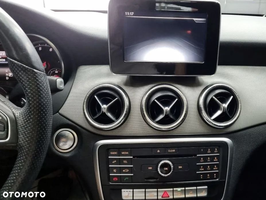 Mercedes-Benz CLA - 9