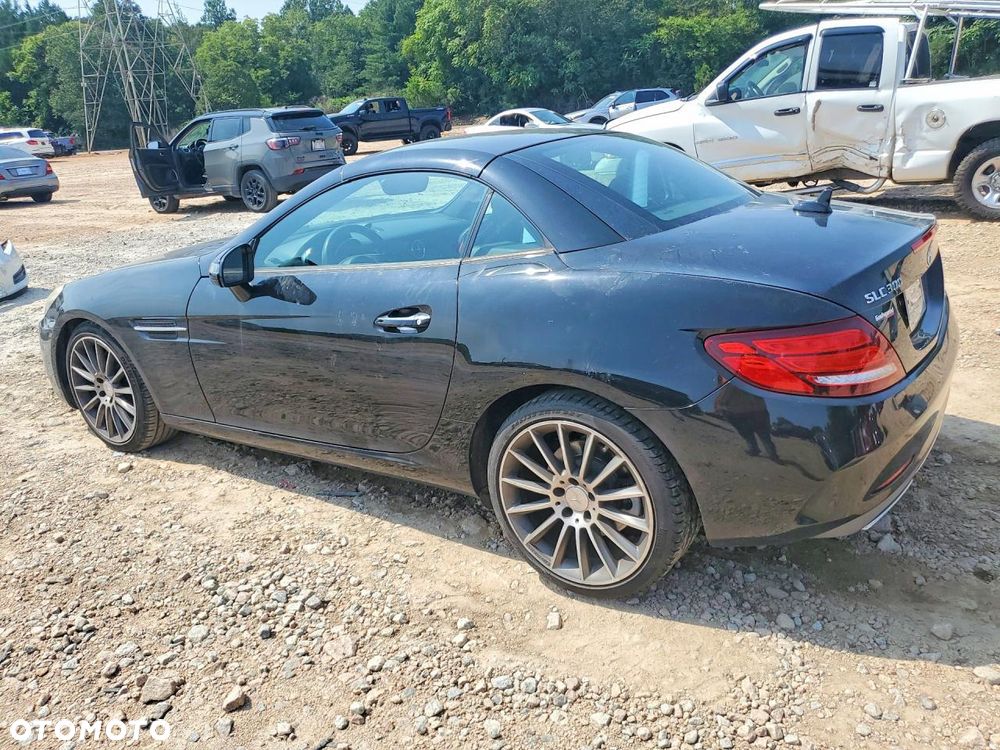 Mercedes-Benz SLK - 16