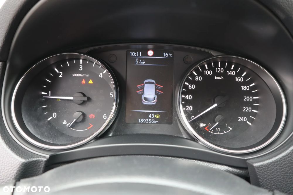 Nissan Qashqai 1.6 dCi 4x4 Acenta S&S - 16